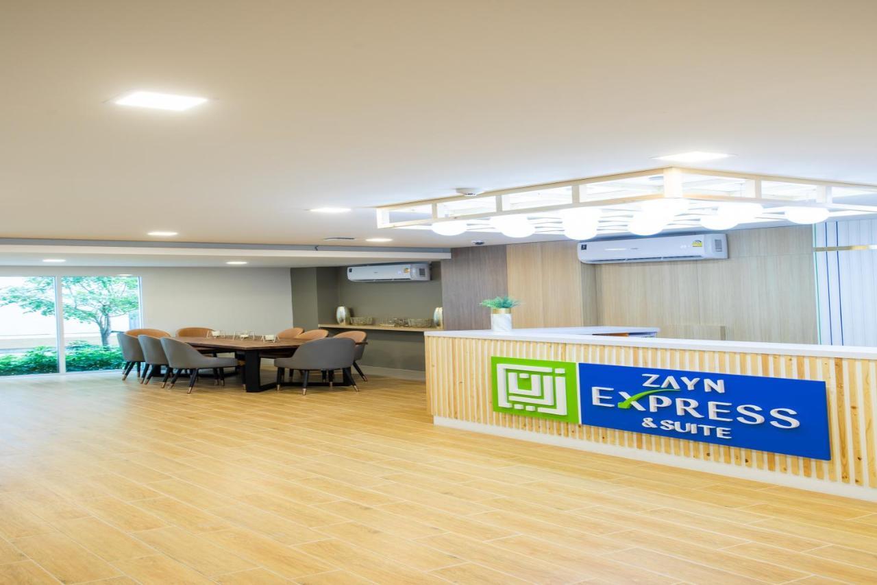 Zayn Express & Suites Bangkok Exterior photo