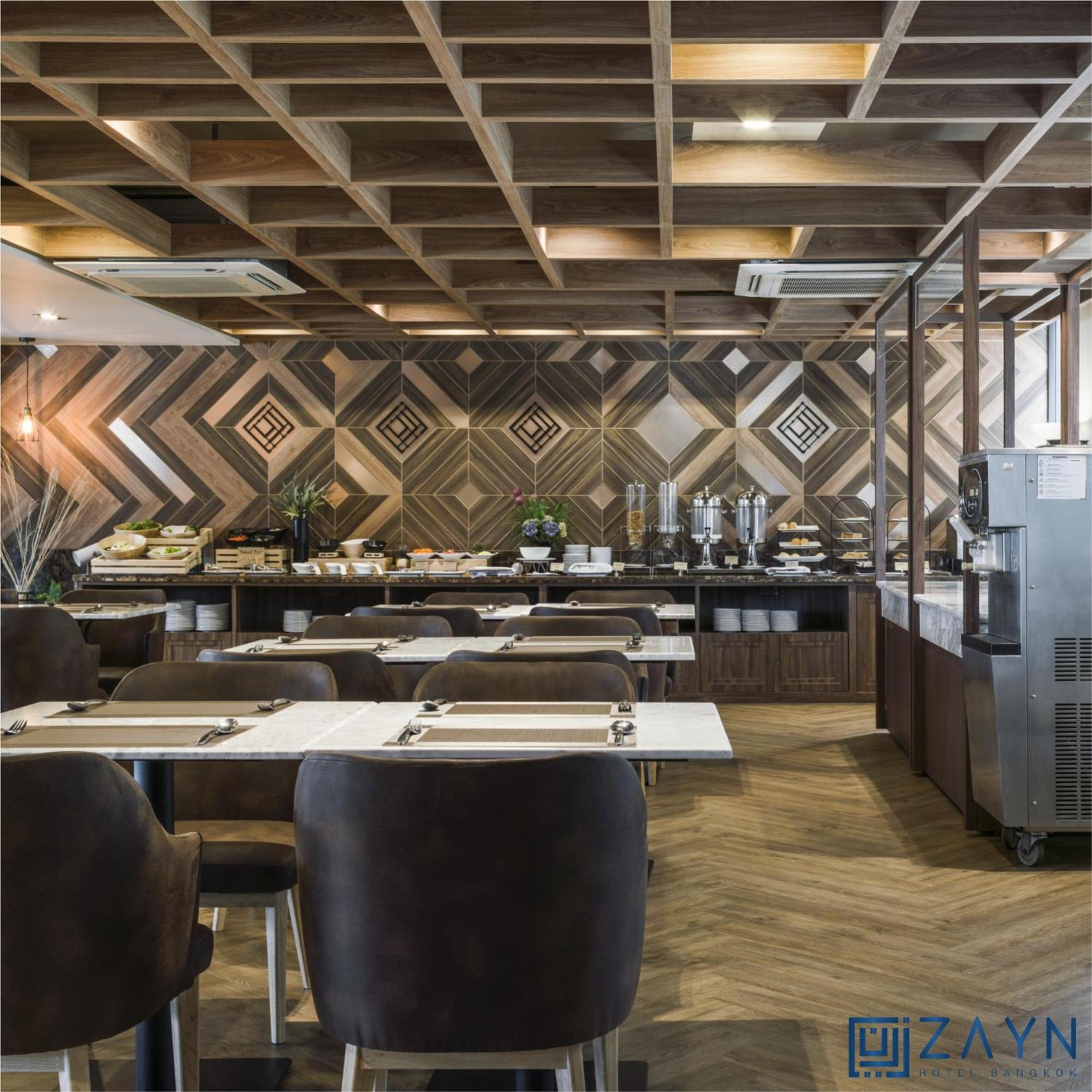 Zayn Express & Suites Bangkok Exterior photo